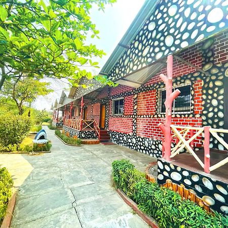 Lighthouse Waterpark And Resort Mansar ภายนอก รูปภาพ